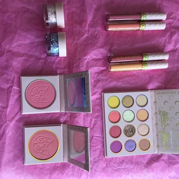 Complete Sailor Moon Set - Picture 8 of 9